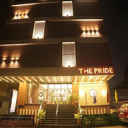 The Pride Hotel Jamshedpur Exterior photo