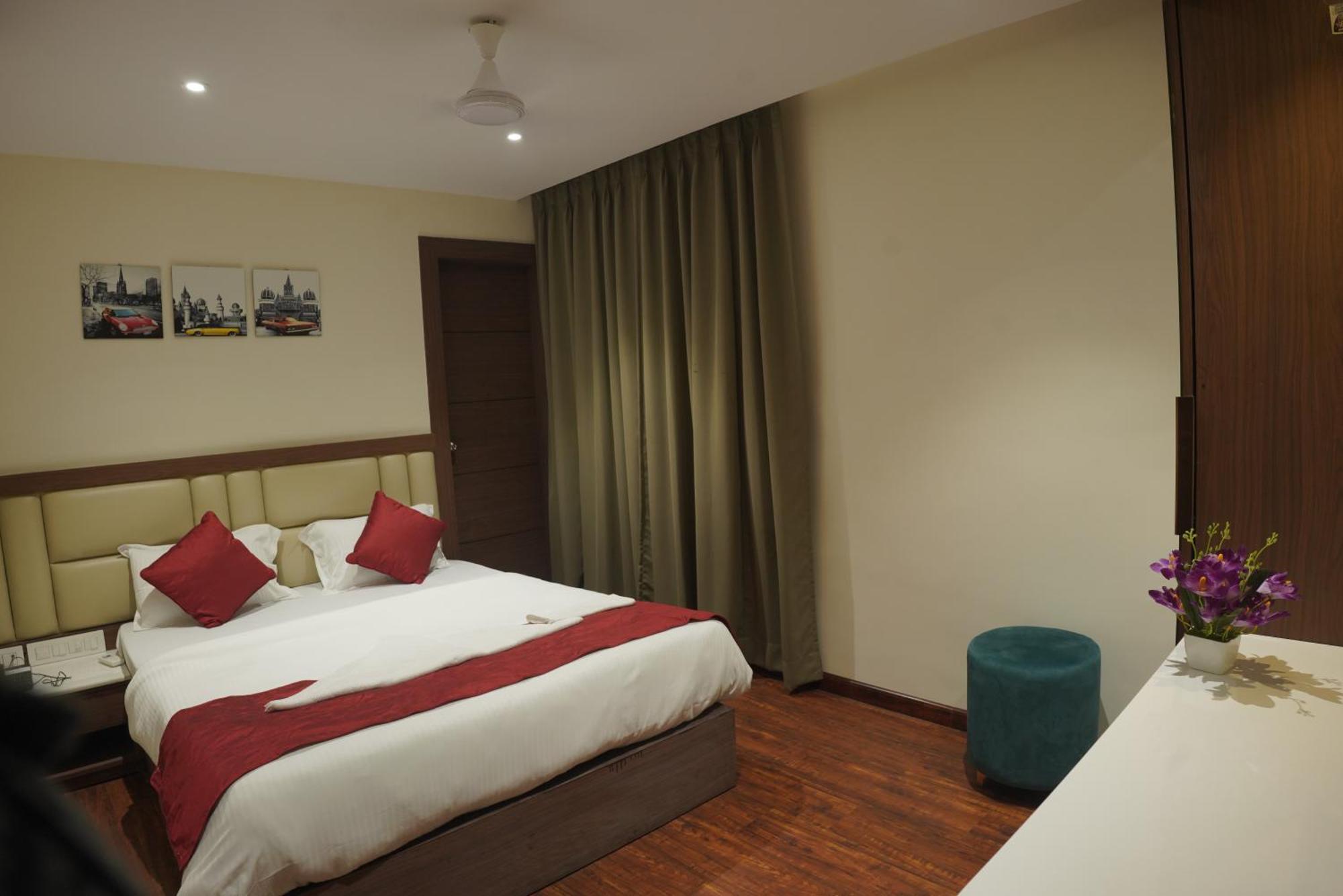 The Pride Hotel Jamshedpur Exterior photo